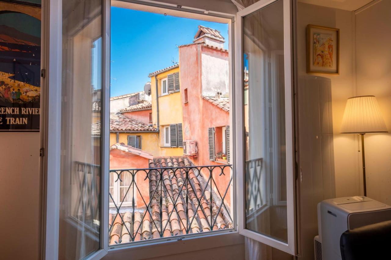 Spacious And Bright Flat Close To The Beach : Heart Of Old Nice Bagian luar foto
