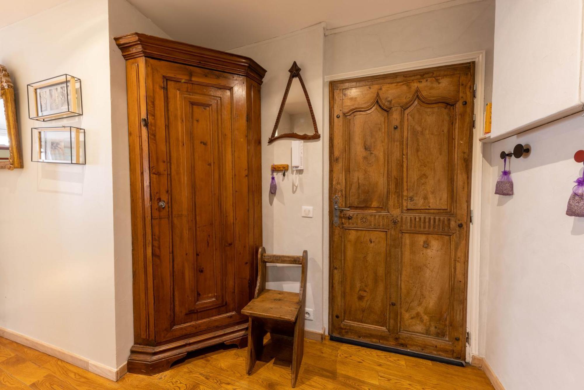 Spacious And Bright Flat Close To The Beach : Heart Of Old Nice Bagian luar foto