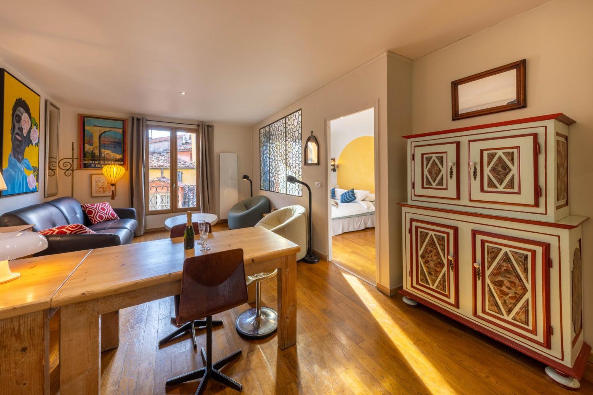 Spacious And Bright Flat Close To The Beach : Heart Of Old Nice Bagian luar foto